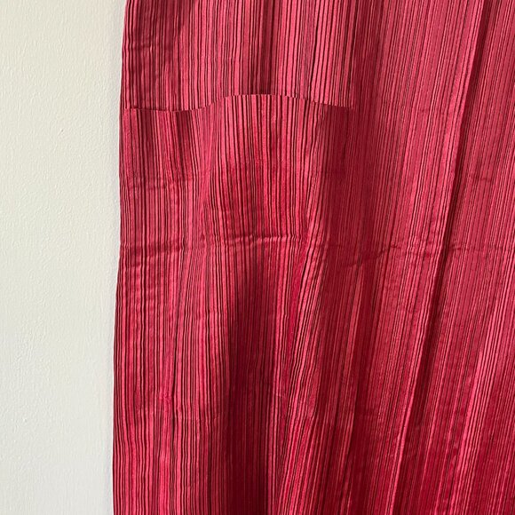 Issey Mikaye IM Product Ruby Red Apron Dress (One Size) - Picture 4 of 6